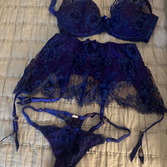 💜Agent Provocateur “Carline” SET worn once!💙 - Picture 2 of 13